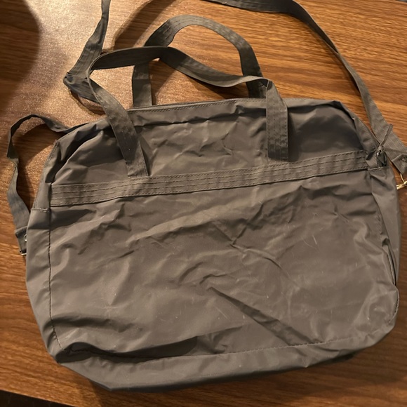 Women’s Purse Lot Carry all tote bundle seven bags/ purses/ totes! - Picture 13 of 16